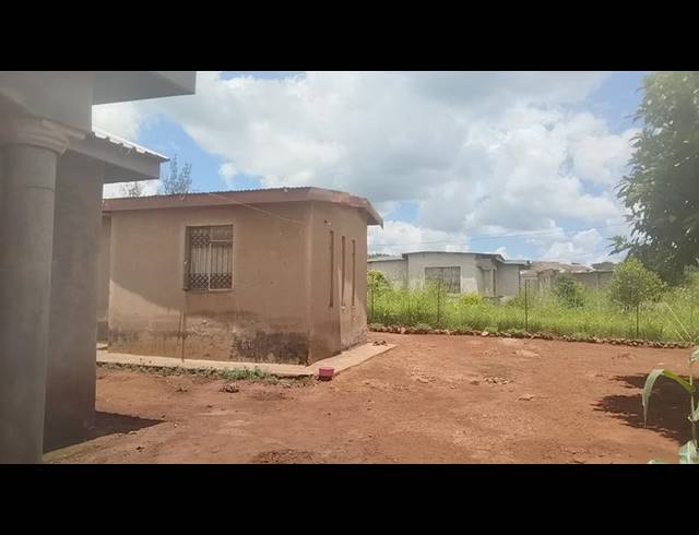 3 BEDROOM HOUSE FOR SALE IN MAKHUVHA